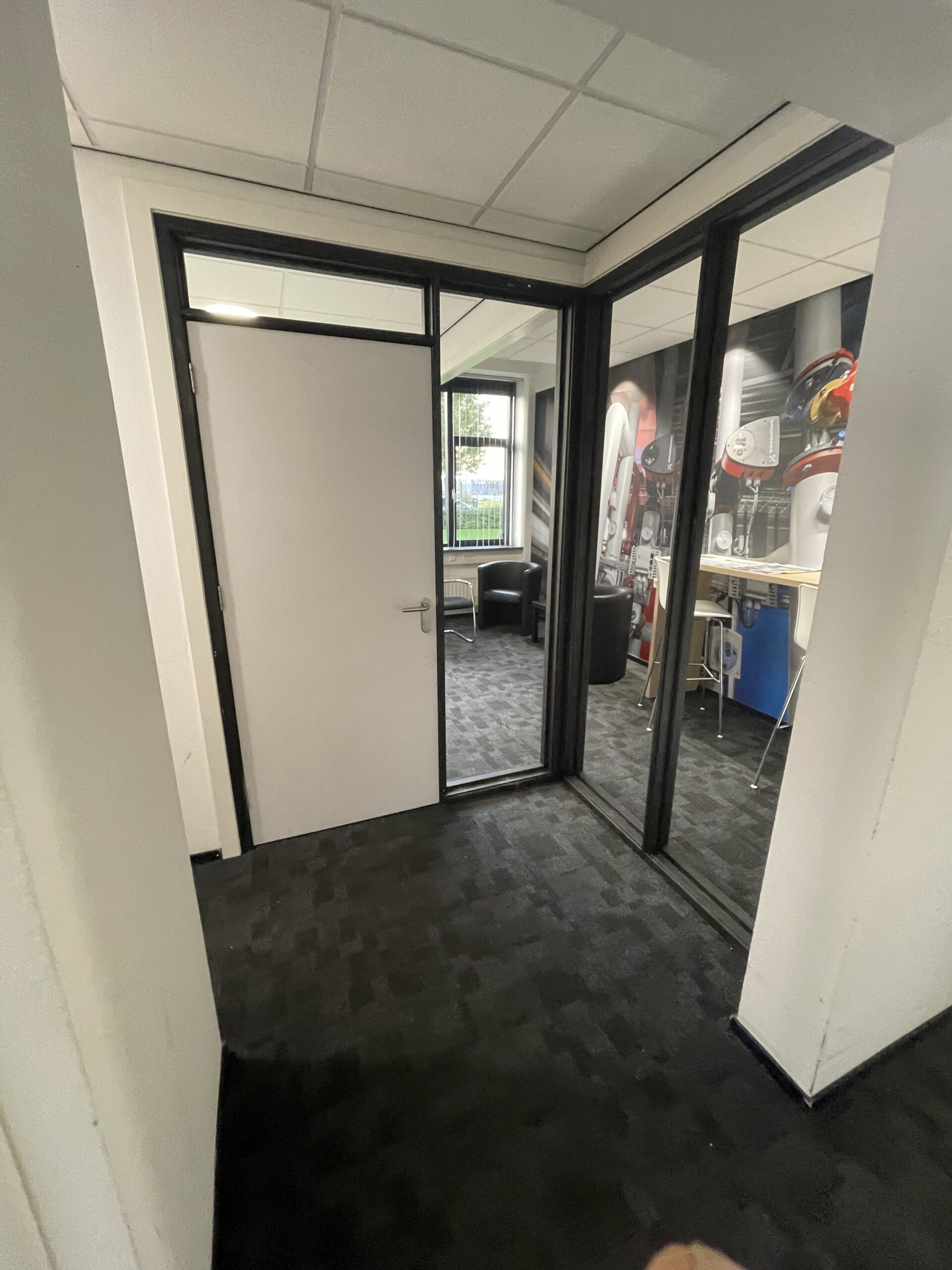 Maatwerk houten raamkozijn met roedes